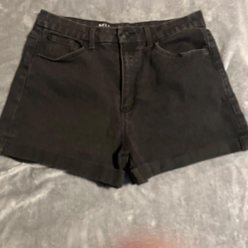 No-boundaries Women's Black Shorts